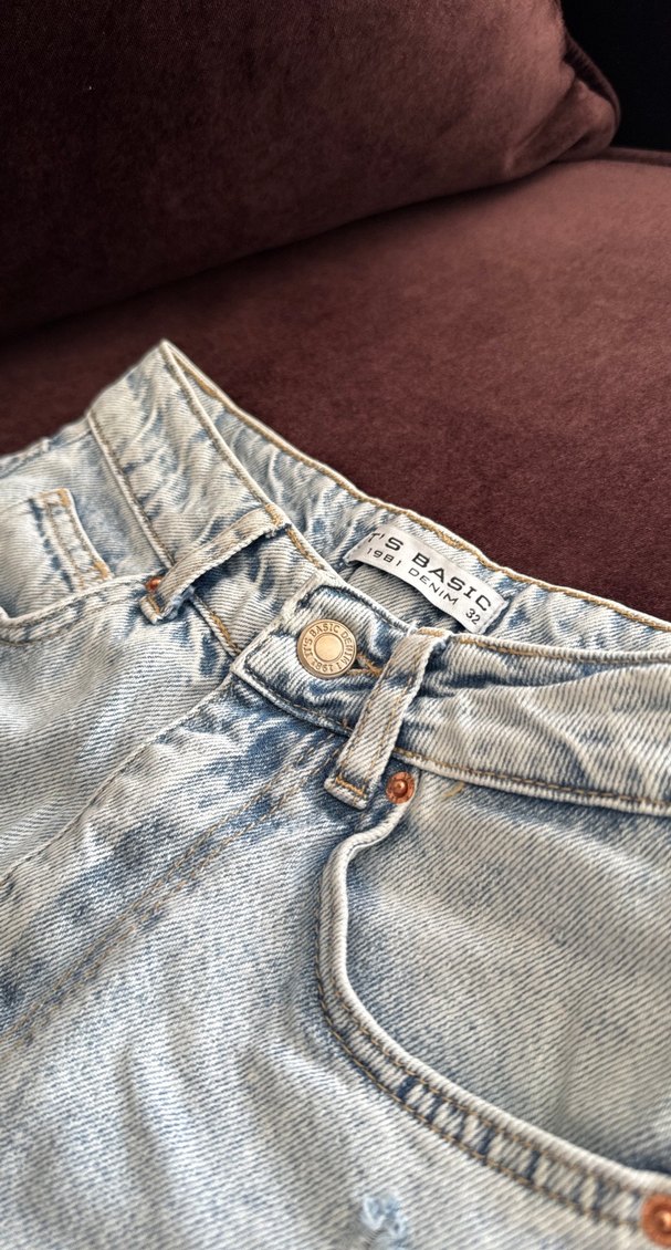 Açık mavi yüksek bel yırtık pantolon - Görsel 3