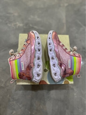 27 Beden Skechers ışıklı ayakkabı