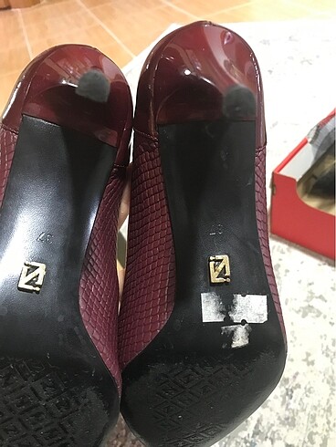 37 Beden bordo Renk İnci ayakkabı