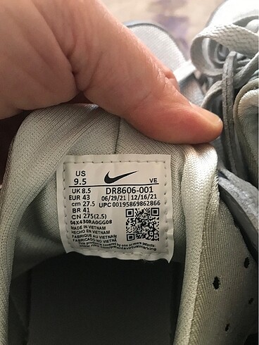 42.5 Beden gri Renk Nike orijinal ayakkabı