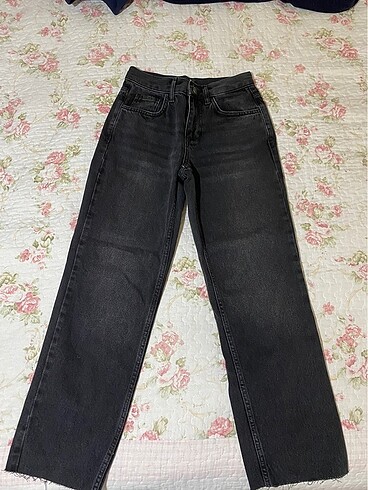subdued jean