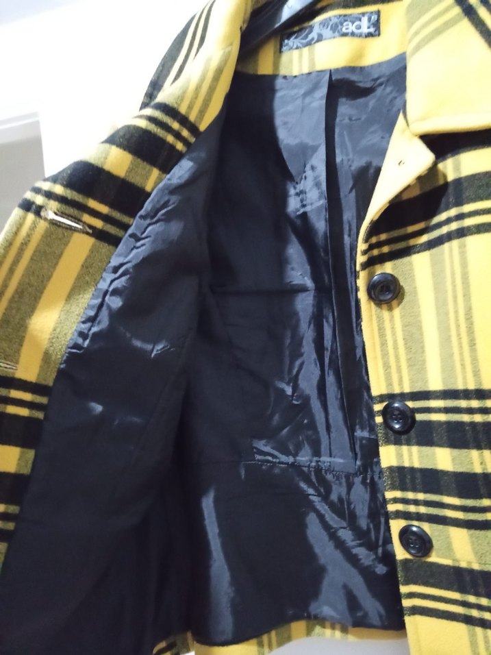 Sarı Ekose Desenli Düğmeli Kadın Kısa Ceket - Görsel 3