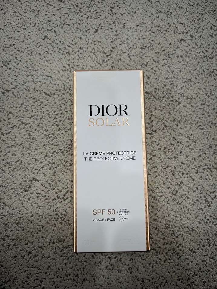 Dior Solar SPF 50 Yüz Koruyucu Krem - Görsel 3