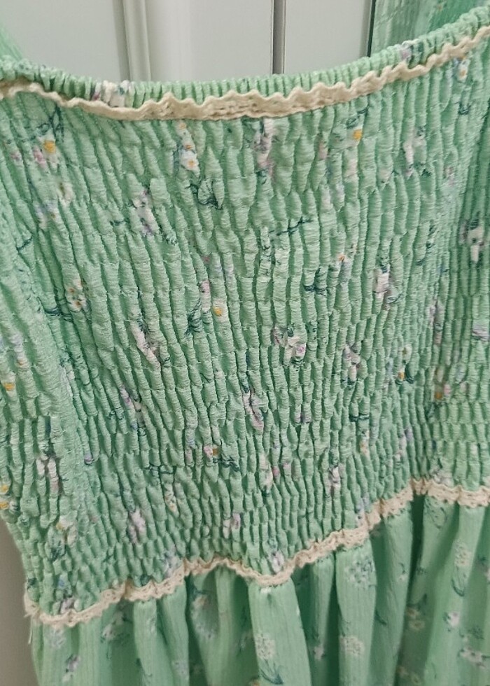 Koton yeşil askılı elbise - Görsel 3