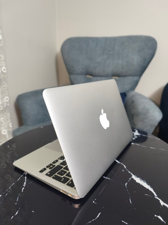 Tertemiz Macbook Air 2015 11" - Görsel 2