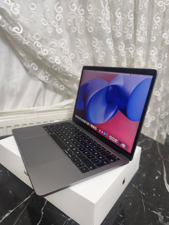 Tertemiz Macbook Pro 2017 256 GB - Görsel 2