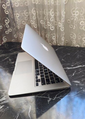 Temiz Macbook Air 2017 - Görsel 2