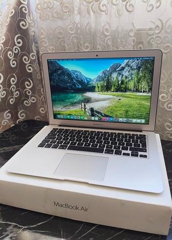 Apple Hatasız Macbook Air 2017 256 GB