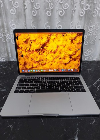 Temiz Sorunsuz Macbook Pro 2017 Retina - Görsel 2