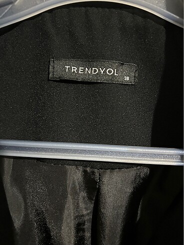 Trendyol & Milla Trendyol marka siyah ceket