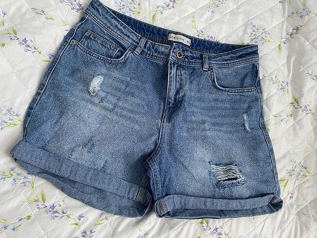 l Beden Lc waikiki kadın jean şort