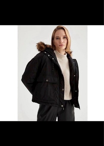 Kadın siyah şişme mont - Görsel 9