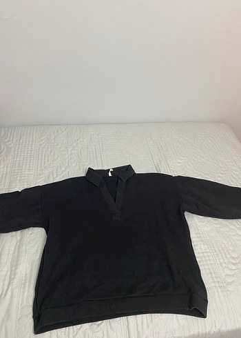 Yargıcı Siyah Gömlek Yaka Kadın Sweatshirt - Görsel 2