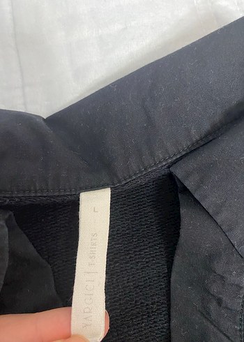 Yargıcı Siyah Gömlek Yaka Kadın Sweatshirt - Görsel 6