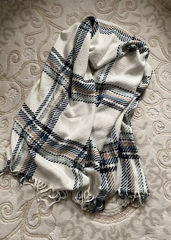 LcWaikiki Kadın Ekose Desenli atkı şal - Görsel 4