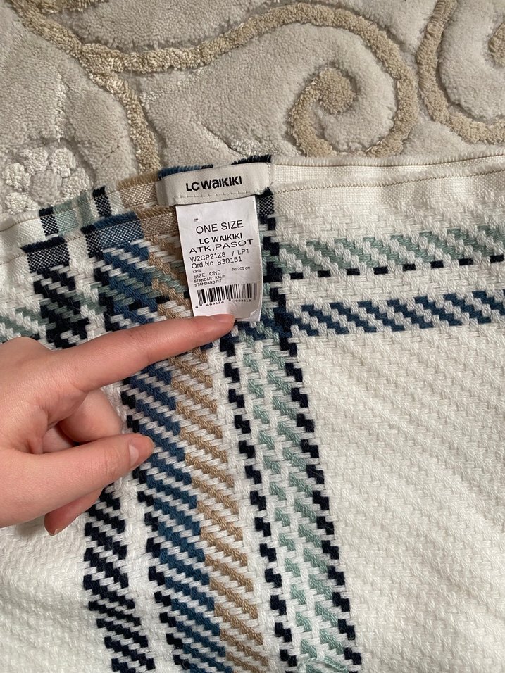 LcWaikiki Kadın Ekose Desenli atkı şal - Görsel 5