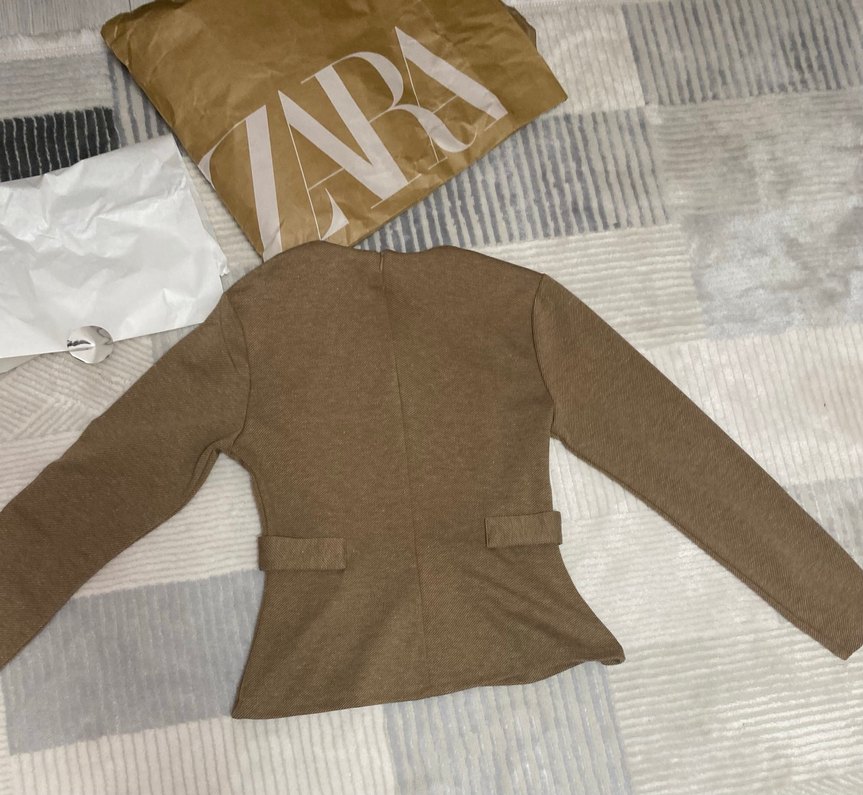 Zara kadın düğmeli fitilli top - Görsel 5