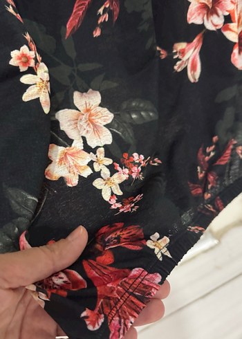 Siyah Çiçek Desenli Salaş Bohem Bluz - Görsel 4