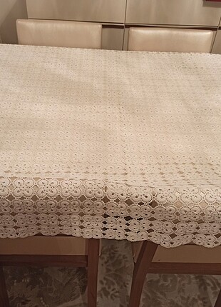 El işçiliği dantel masa örtüsü