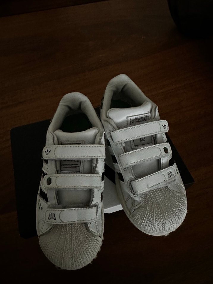 Erkek Çocuk Beyaz Adidas Velcro Spor Ayakkabı - Görsel 3