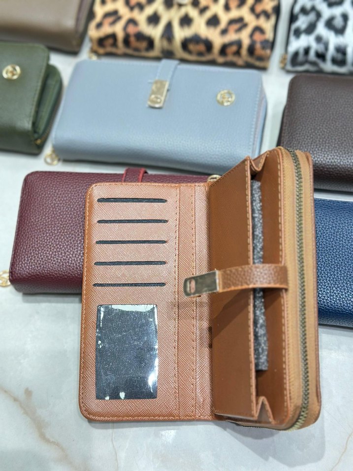 Leopar Desenli Modern Kadın Deri Cüzdan - Görsel 3