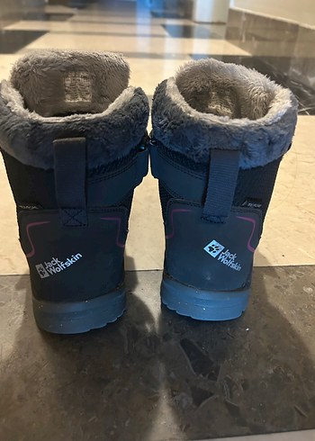 Jack Wolfskin 35 numara siyah renk kışlık çocuk botu - Görsel 2