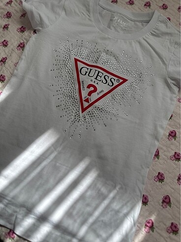 s Beden beyaz Renk Guess tshirt