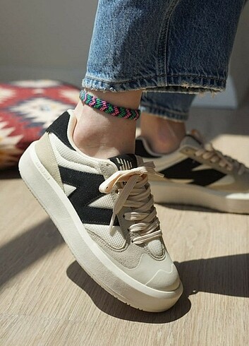 38 Beden New Balance Spor Ayakkabı