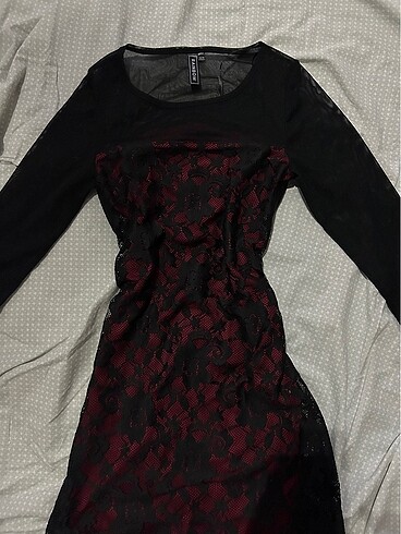 siyah dantelli bordo gotik elbise