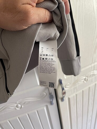 l Beden Hugo Boss