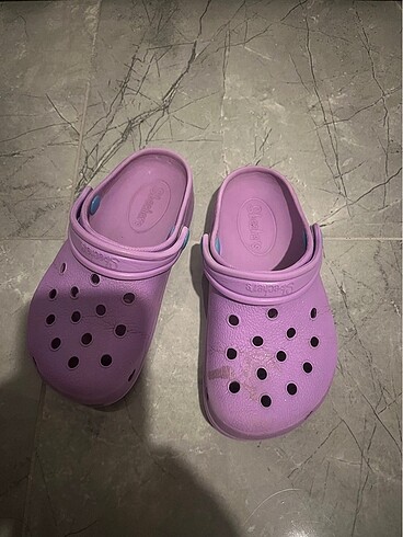 29 no skechers