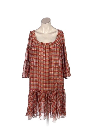 Zara Kısa Elbise %70 İndirimli.