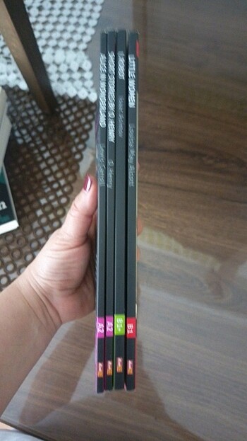 Beden 4 adet kitap