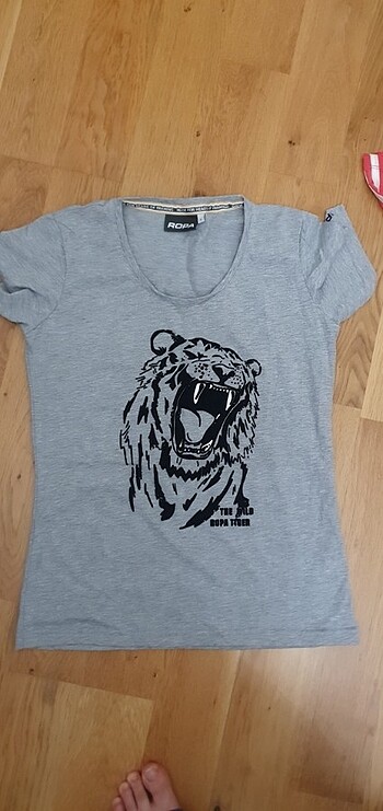 Desenli t-shirt