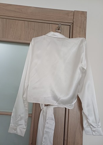 Beyaz lacivert saten takım - Görsel 6