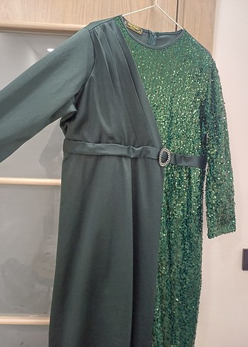 Yeşil Sırtı Drapeli Uzun Abiye Elbise - Görsel 2