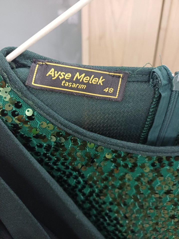 Yeşil Sırtı Drapeli Uzun Abiye Elbise - Görsel 5