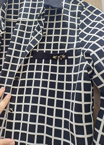 Düğmeli Siyah Beyaz Kareli Midi gömlek - Görsel 2