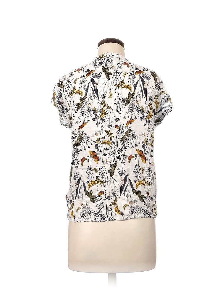 LC Waikiki Gömlek %70 İndirimli. - Görsel 3