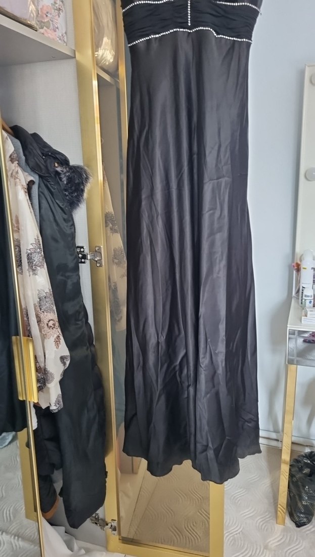 Siyah Drapeli V Yakalı Uzun Abiye Saten Elbise - Görsel 2