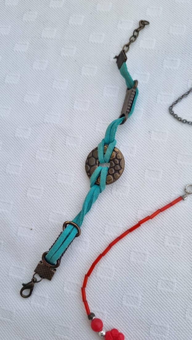 Kırmızı Boncuklu Mini Bohem Kolye - Görsel 2