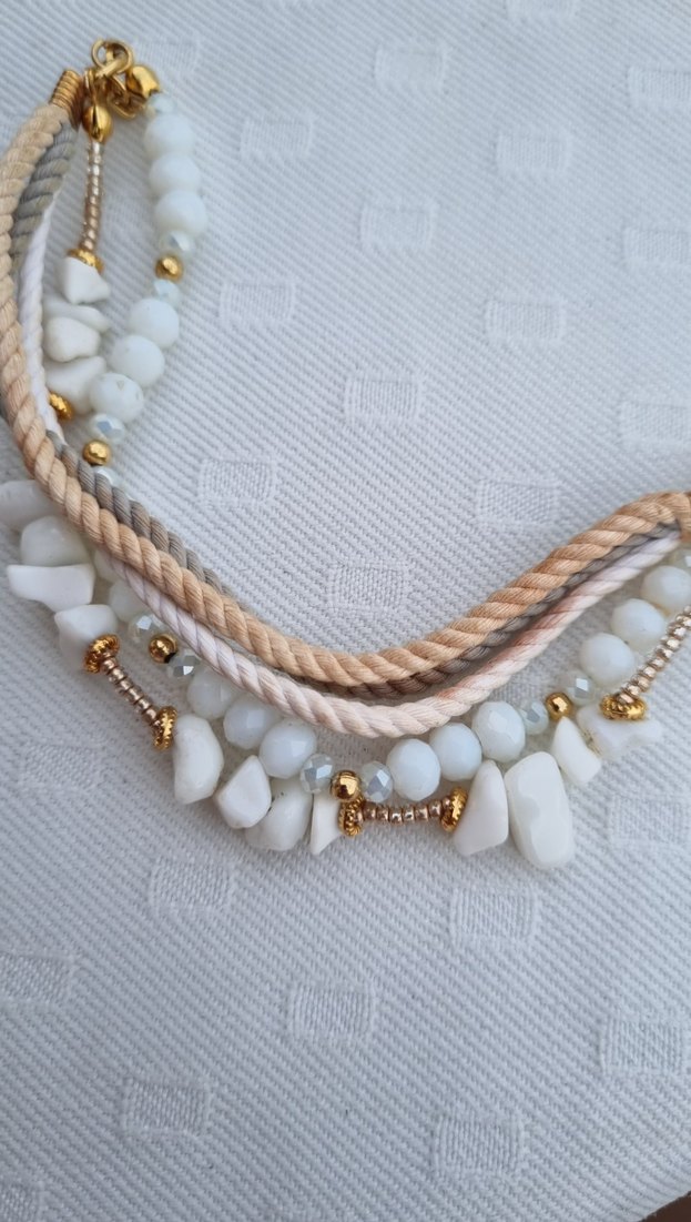 Bohem Beyaz Boncuklu Kadın Bileklik - Görsel 2