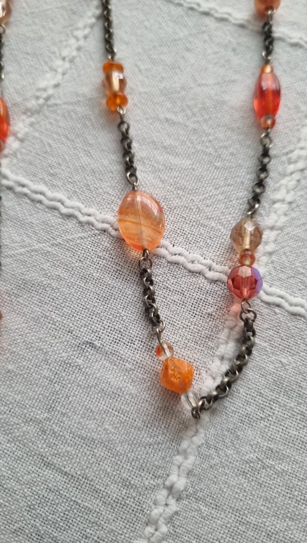 Uzun Zincir Detaylı Çok Renkli Kadın Kolye - Görsel 3