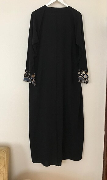 Diğer Yurt dışı nakışlı ferace abaya
