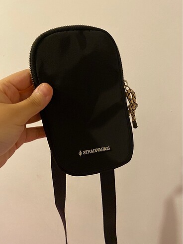 Stradivarius telefon çantası