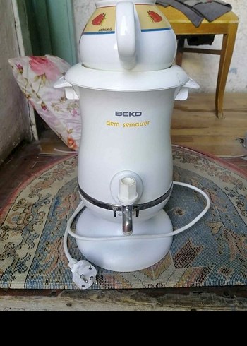 Beyaz Çiçek Desenli Elektrikli Çaydanlık - Görsel 3