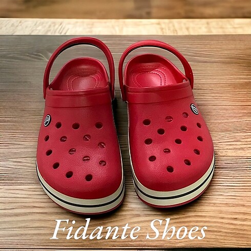 Crocs Kadın Kırmızı Crocs Sandalet/Terlik