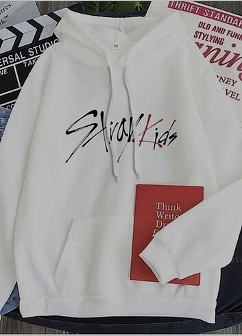 stray kids sweat