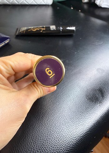 Parlak Altın Renkli YSL Maskara Mürdüm tonu - Görsel 6