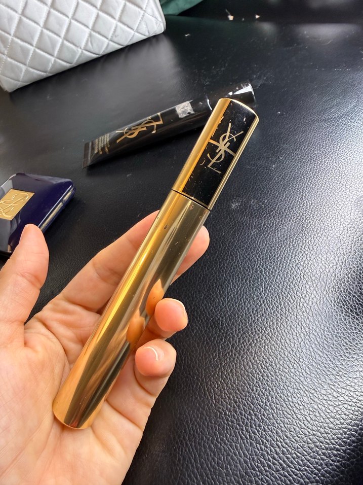 Parlak Altın Renkli YSL Maskara Mürdüm tonu - Görsel 2